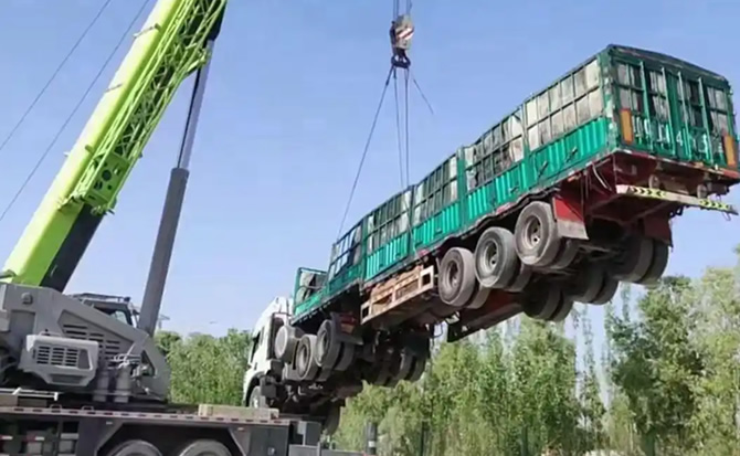 新都区道路脱困救援案例